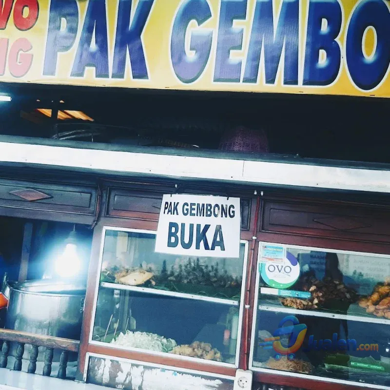 Bakmi Jowo Pak Gembong – Bakmi Tradisional dengan Aroma Arang Khas di Semarang