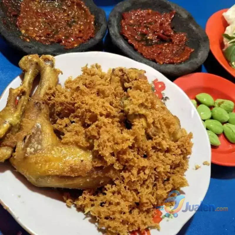 Ayam Goreng Pakne Heksa Sambal Pemikat Pedas Semarang